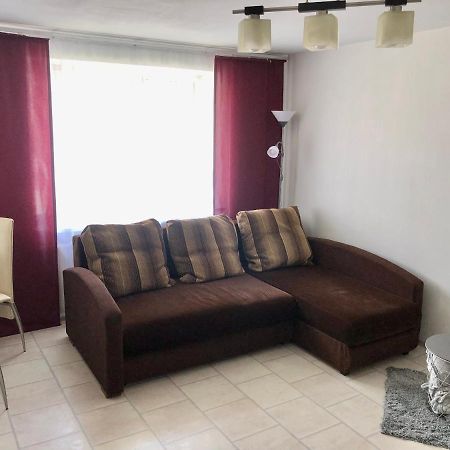 Smart Stay Apartment Valmiera Luaran gambar