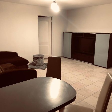 Smart Stay Apartment Valmiera Luaran gambar