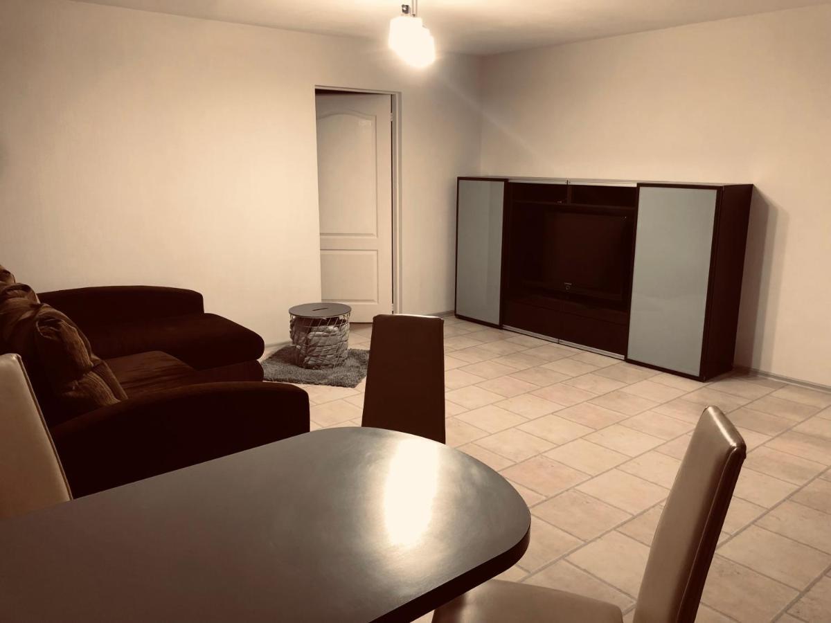 Smart Stay Apartment Valmiera Luaran gambar